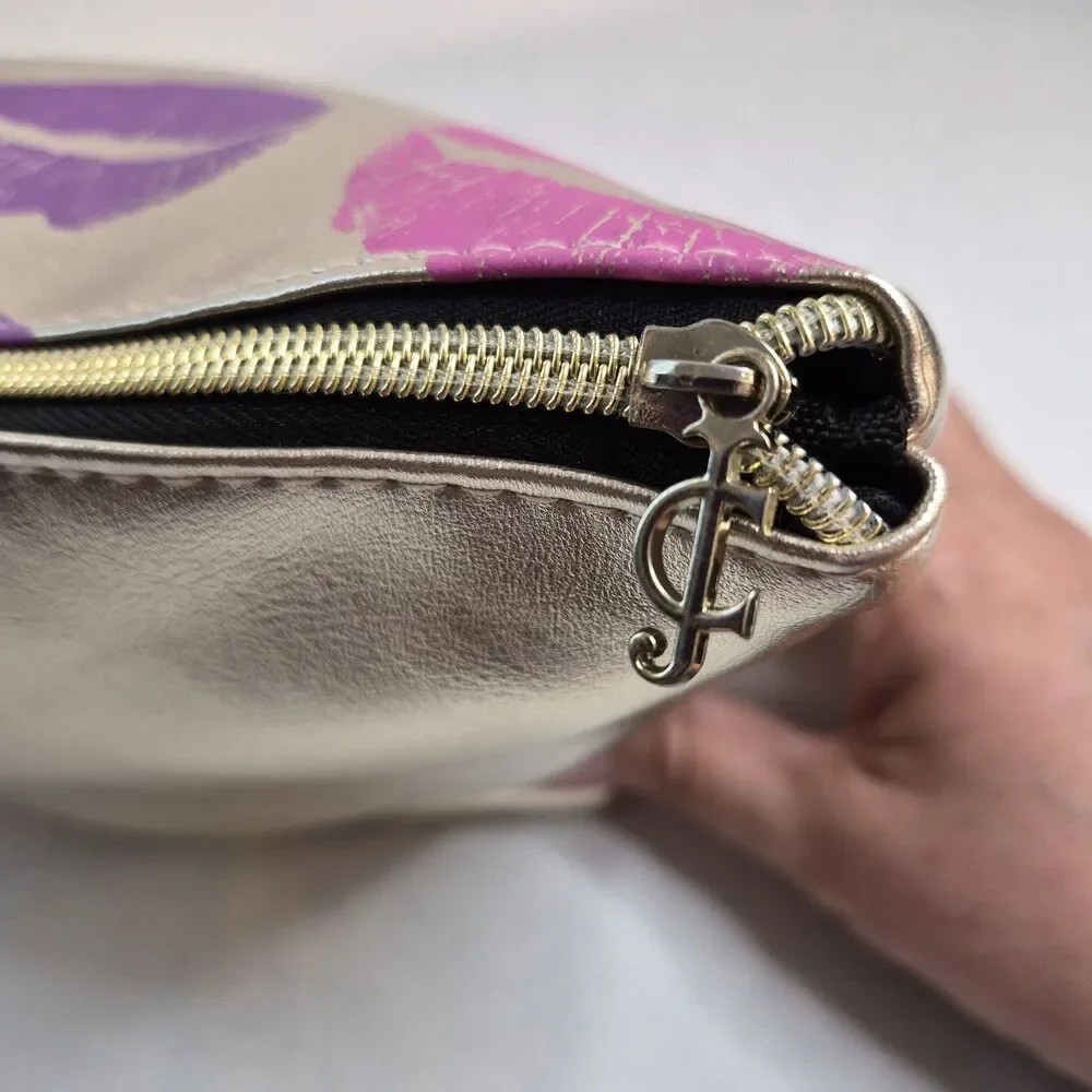 Juicy Couture Cosmetics Bag Gold Lips Pattern 12